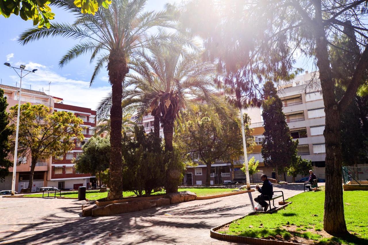 Holiday Studio Jardin Playa Torrevieja Esterno foto