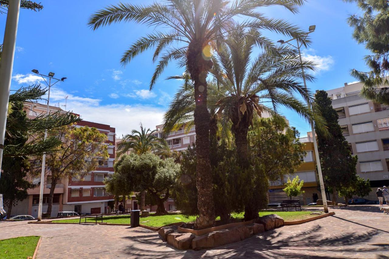 Holiday Studio Jardin Playa Torrevieja Esterno foto