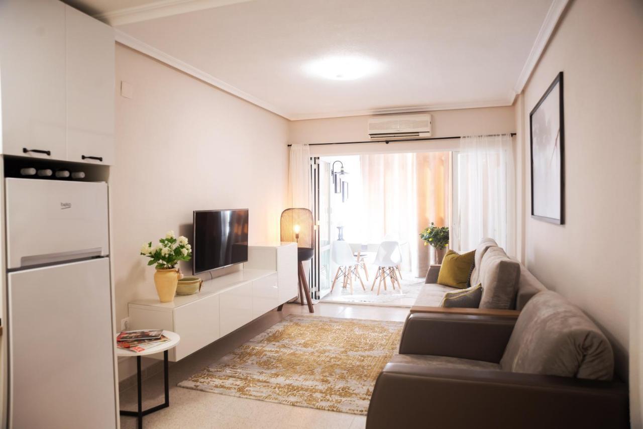 Holiday Studio Jardin Playa Torrevieja Esterno foto