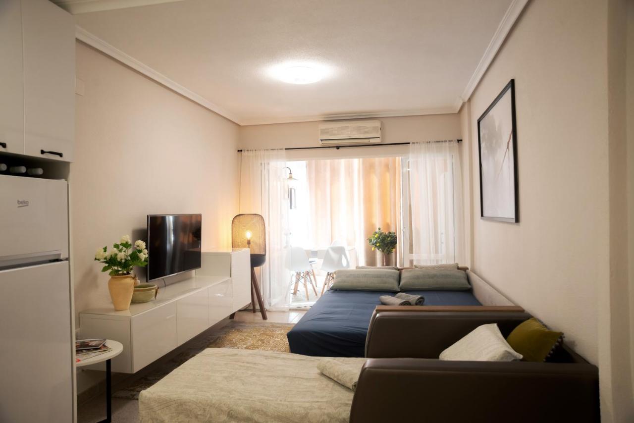 Holiday Studio Jardin Playa Torrevieja Esterno foto